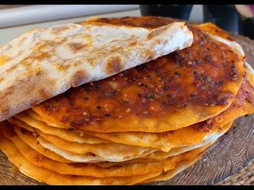 خبزة محمرة